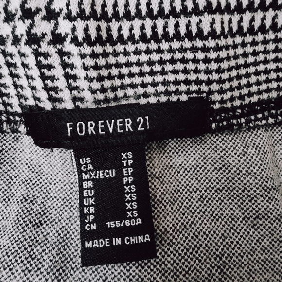 Plaid Skirt - Picture 5 of 5